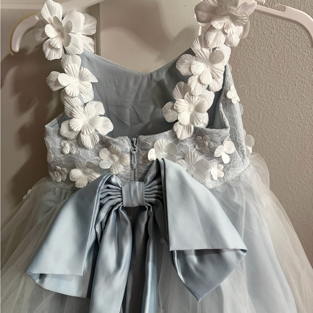 Azazie Celia Mist A-Line Lace Tulle Formal Dress Size 3 - Picture 7 of 9